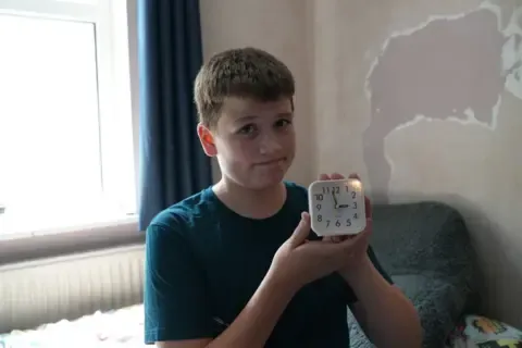 Teens Convert Their Rooms Into Digital-Free Zones: Surprising Findings