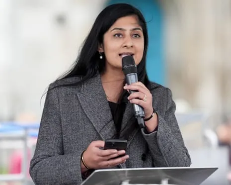 The Coventry South MP Engages Libel Legal Experts After Row With Jeremy Corbyn Over Party Finances